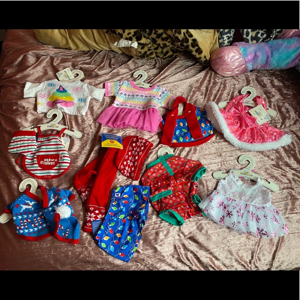 Build a bear clothes